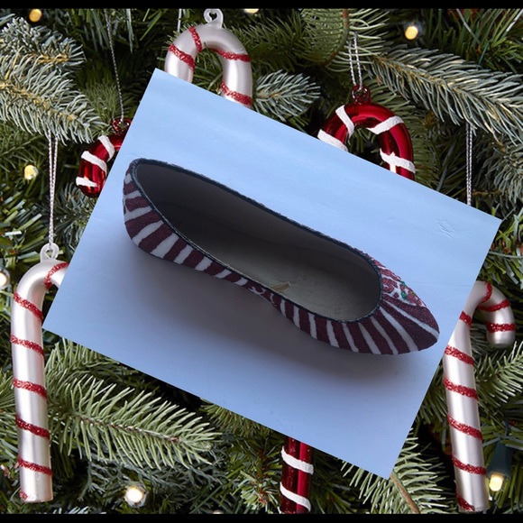 Women’s Christmas Candy Cane Custom Glitter Flats - Picture 6 of 10